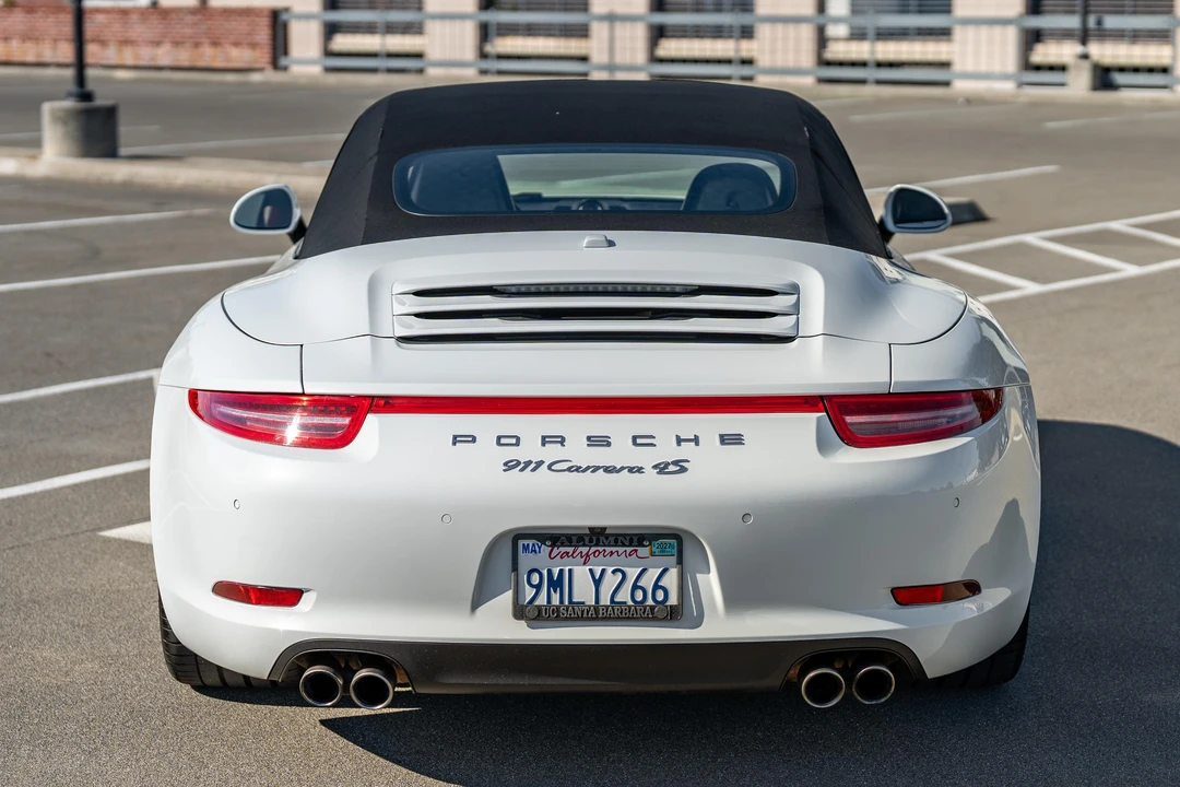 2015 Porsche 991 Carrera 4S - Image 15 of 31