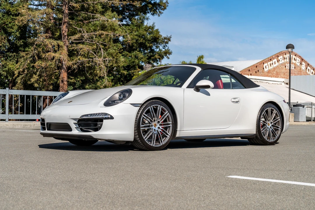 2015 Porsche 991 Carrera 4S - Image 12 of 31
