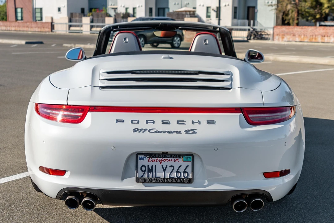 2015 Porsche 991 Carrera 4S - Image 5 of 31