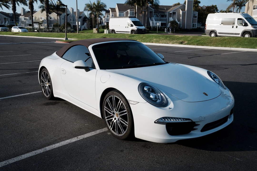 2015 Porsche 991 Carrera 4S - Image 16 of 31