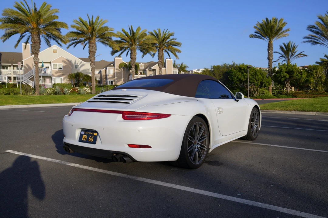 2015 Porsche 991 Carrera 4S - Image 13 of 31