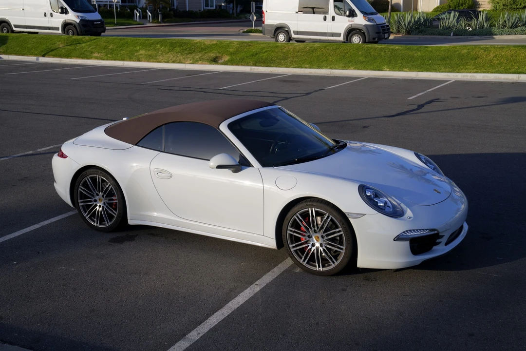 2015 Porsche 991 Carrera 4S - Image 15 of 31