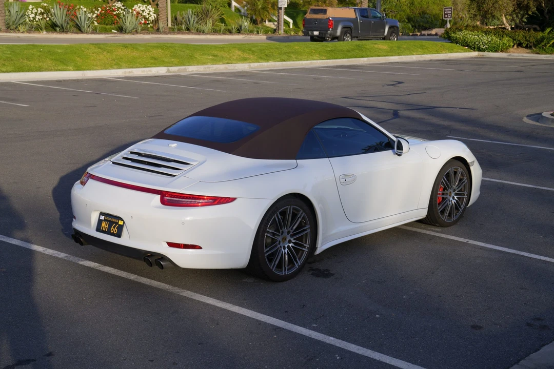 2015 Porsche 991 Carrera 4S - Image 14 of 31