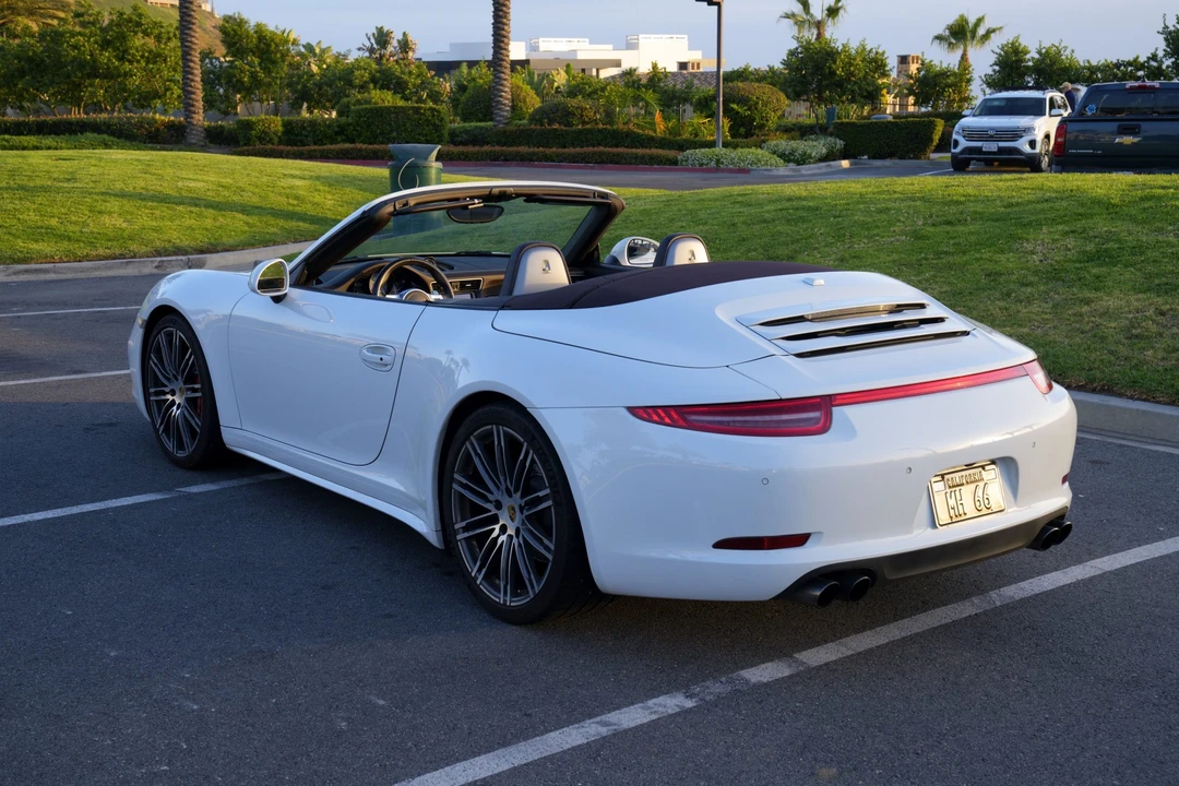 2015 Porsche 991 Carrera 4S - Image 27 of 31
