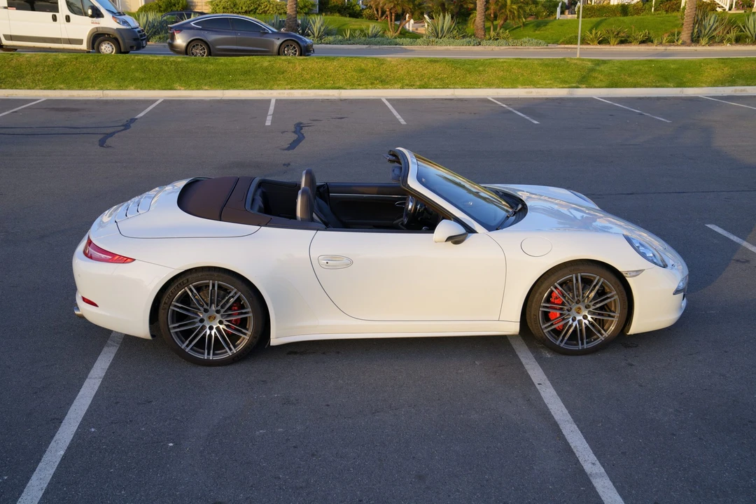 2015 Porsche 991 Carrera 4S - Image 29 of 31