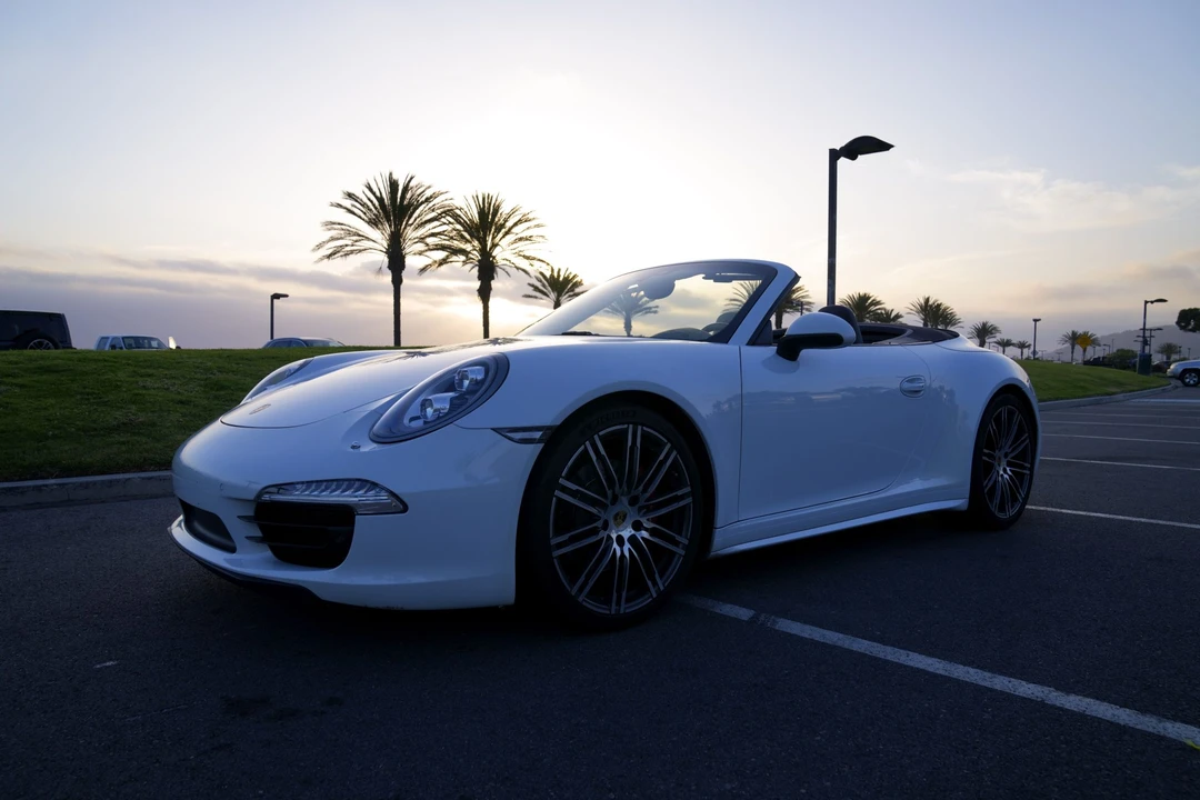 2015 Porsche 991 Carrera 4S - Image 21 of 31