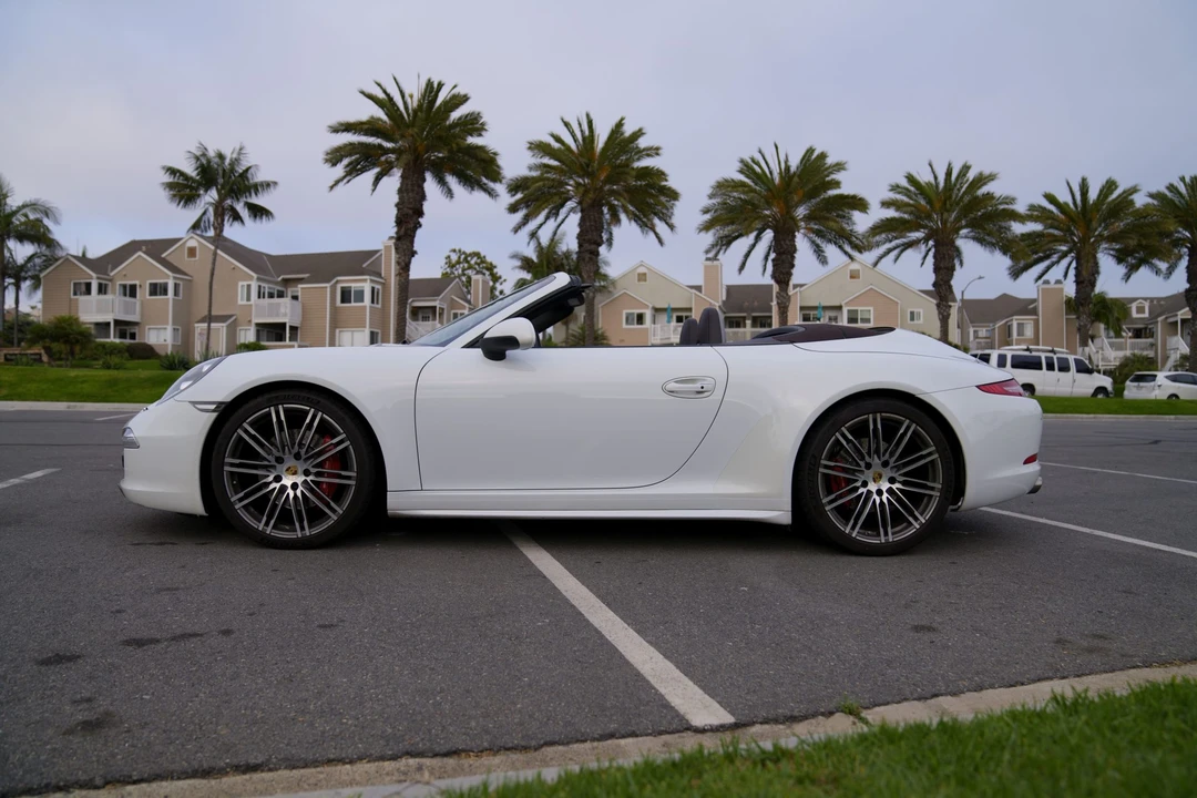 2015 Porsche 991 Carrera 4S - Image 25 of 31