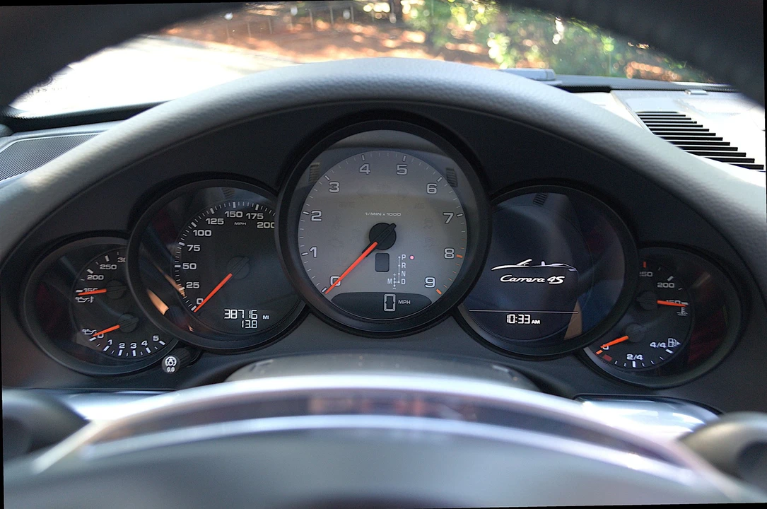 2015 Porsche 991 Carrera 4S - Image 17 of 17