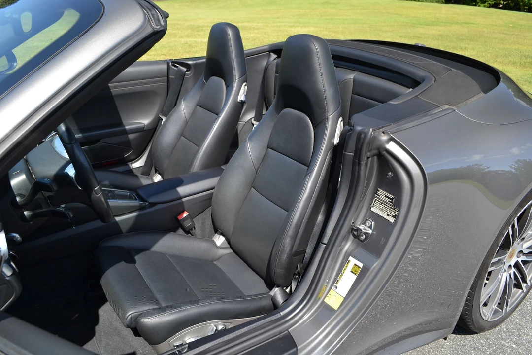 2015 Porsche 991 Carrera 4S - Image 10 of 17