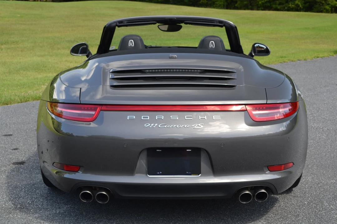2015 Porsche 991 Carrera 4S - Image 9 of 17