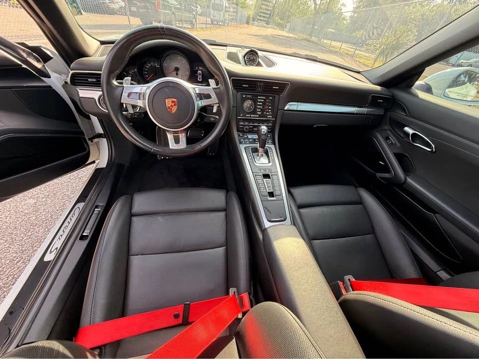 2015 Porsche 991 Carrera 4S - Image 10 of 20