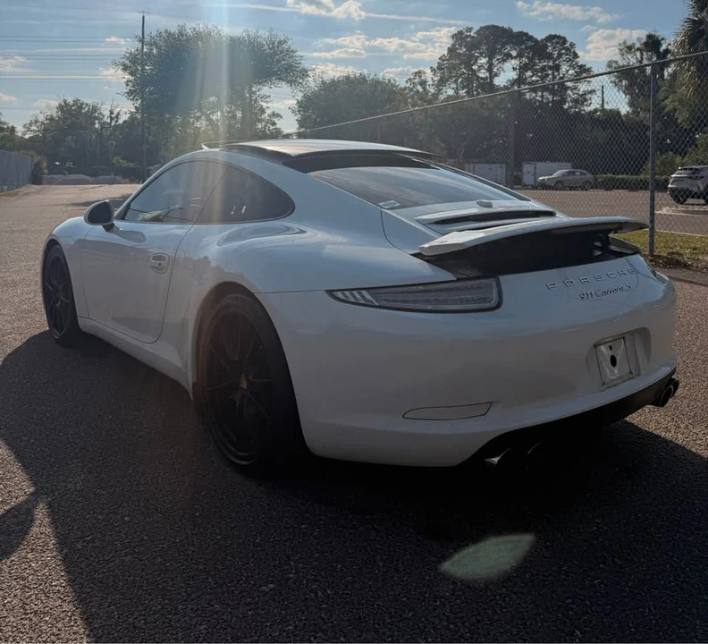 2015 Porsche 991 Carrera 4S - Image 15 of 20