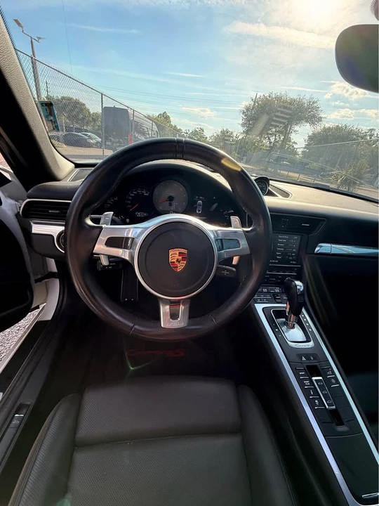 2015 Porsche 991 Carrera 4S - Image 11 of 20