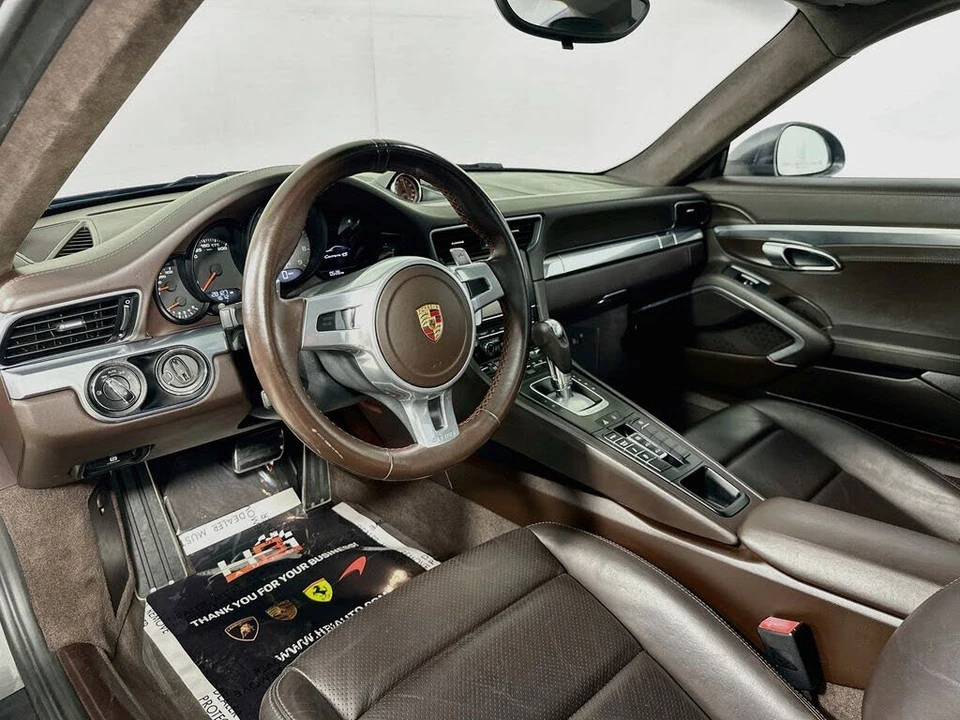 2015 Porsche 991 Carrera 4S - Image 10 of 17
