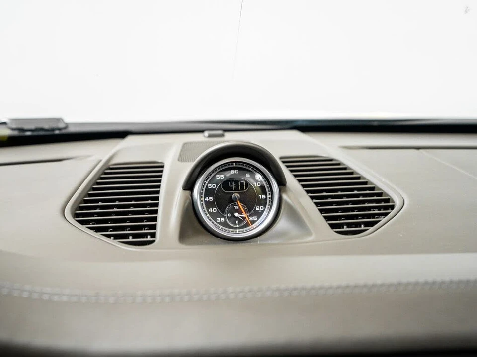 2015 Porsche 991 Carrera 4S - Image 17 of 31