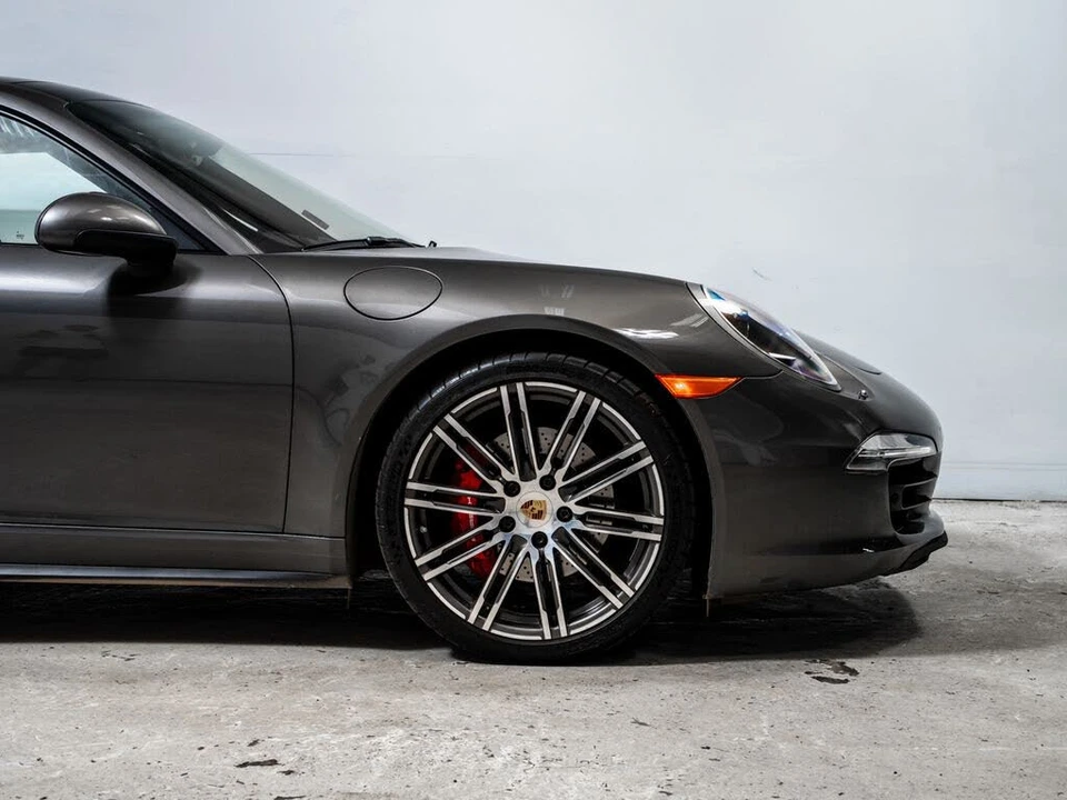 2015 Porsche 991 Carrera 4S - Image 12 of 31