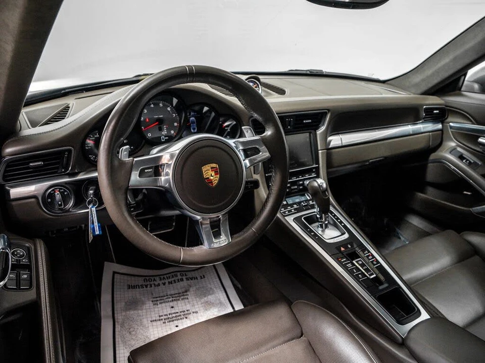 2015 Porsche 991 Carrera 4S - Image 14 of 31