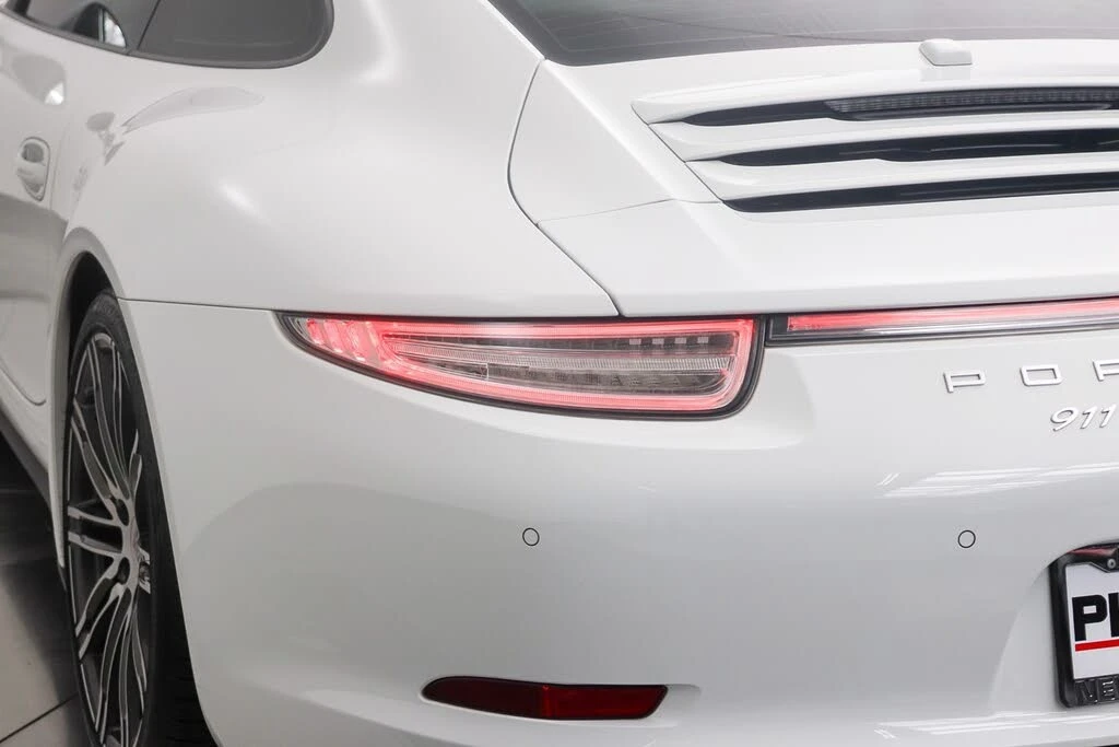 2015 Porsche 991 Carrera 4S - Image 11 of 31