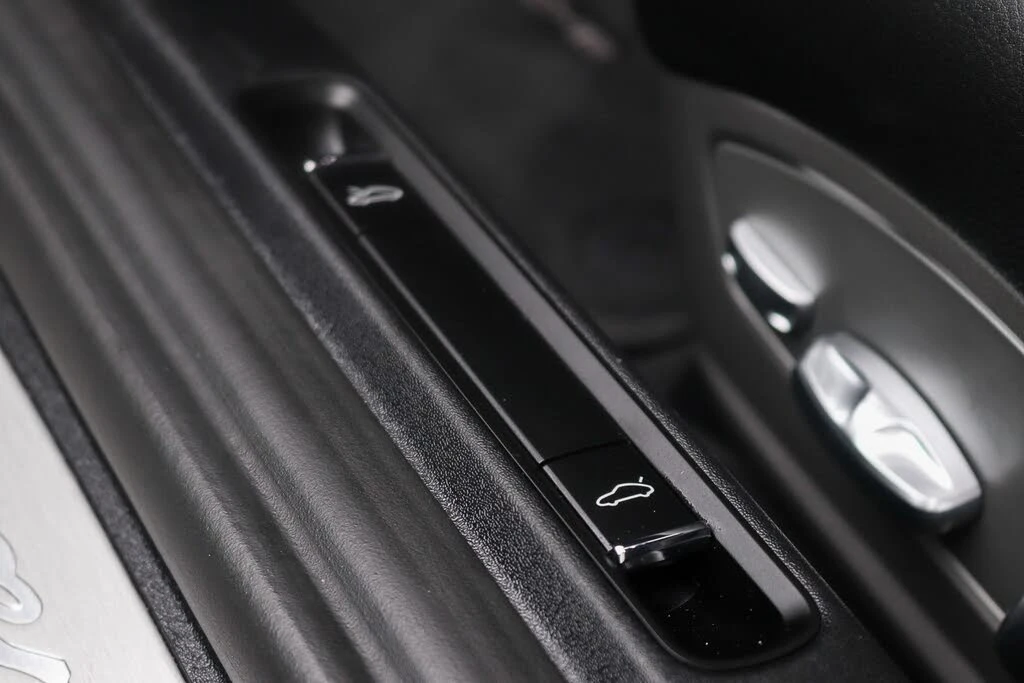 2015 Porsche 991 Carrera 4S - Image 30 of 31