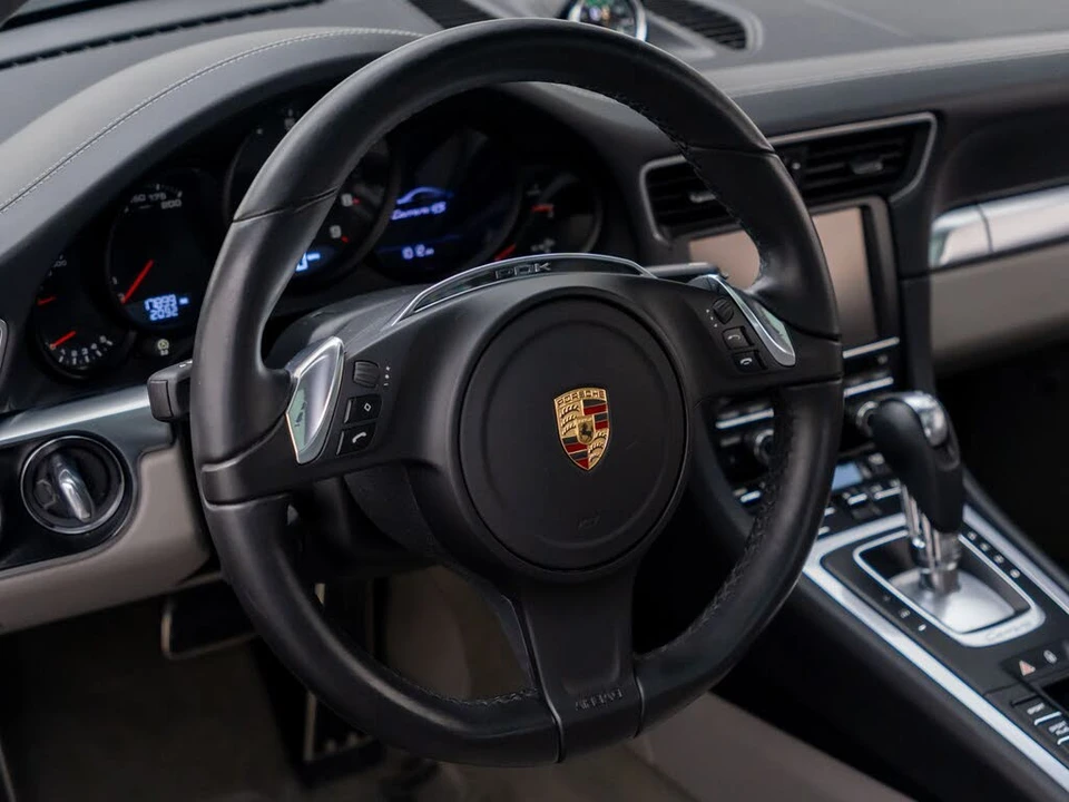 2015 Porsche 991 Carrera 4S - Image 12 of 31