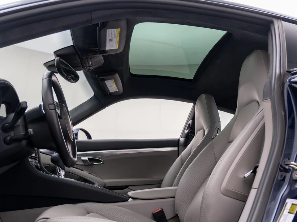 2015 Porsche 991 Carrera 4S - Image 19 of 31