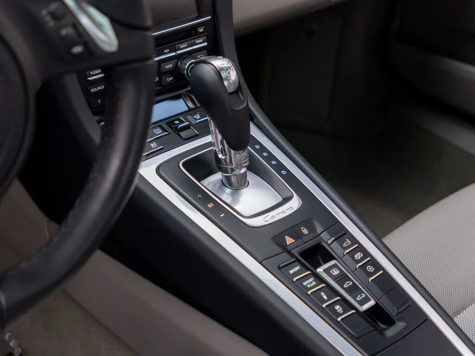 2015 Porsche 991 Carrera 4S - Image 13 of 31