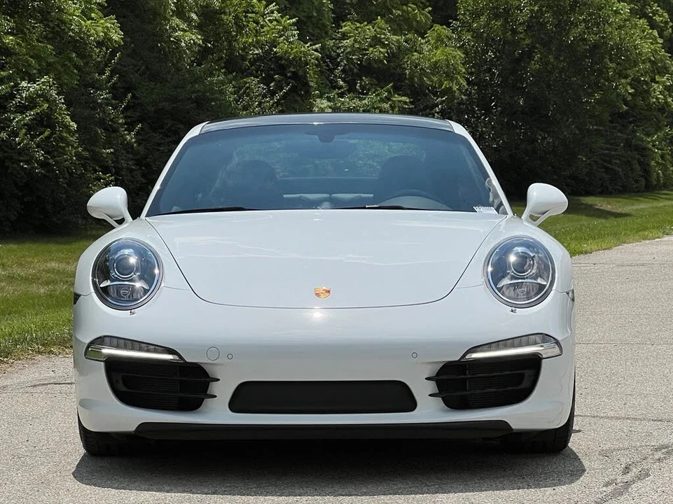 2015 Porsche 991 Carrera 4S - Image 8 of 31