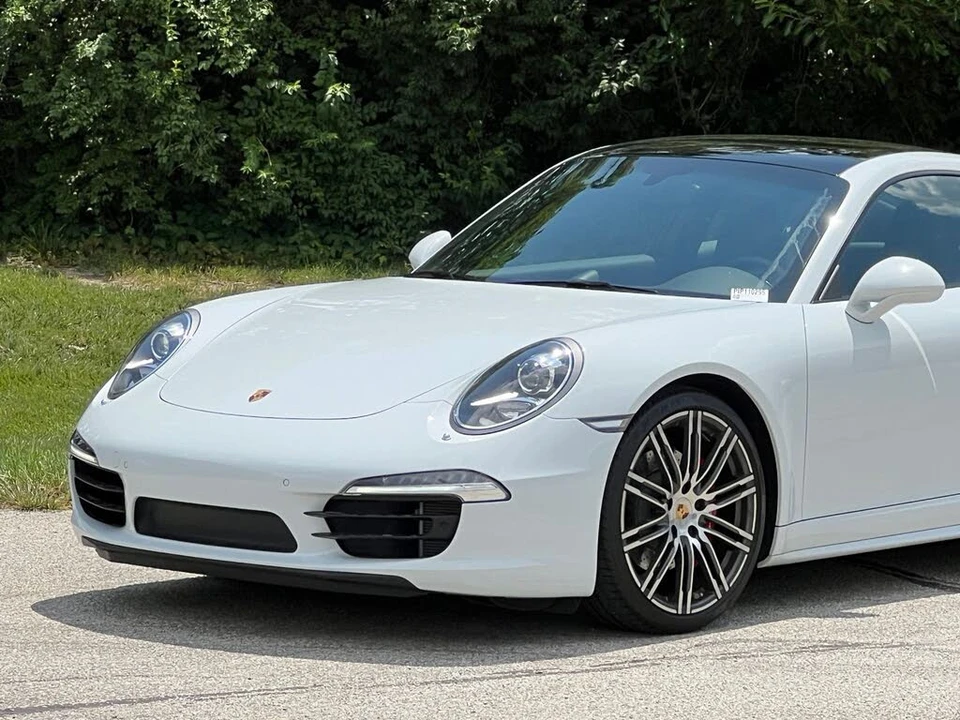 2015 Porsche 991 Carrera 4S - Image 13 of 31