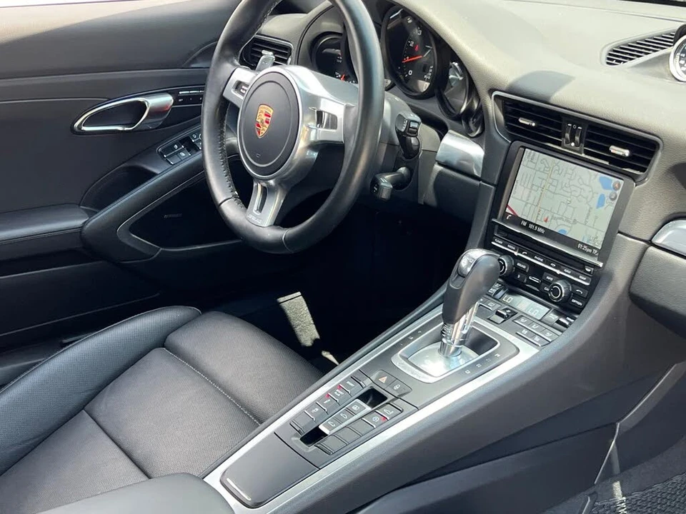 2015 Porsche 991 Carrera 4S - Image 18 of 31