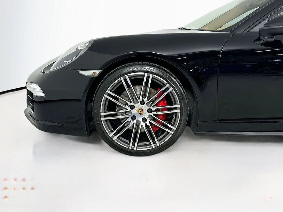 2015 Porsche 991 Carrera 4S - Image 17 of 18