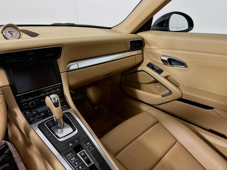 2015 Porsche 991 Carrera 4S - Image 16 of 18