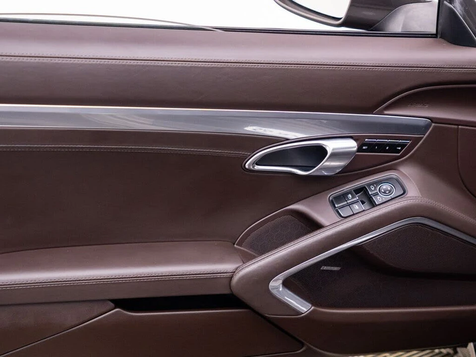 2015 Porsche 991 Carrera 4S - Image 15 of 31