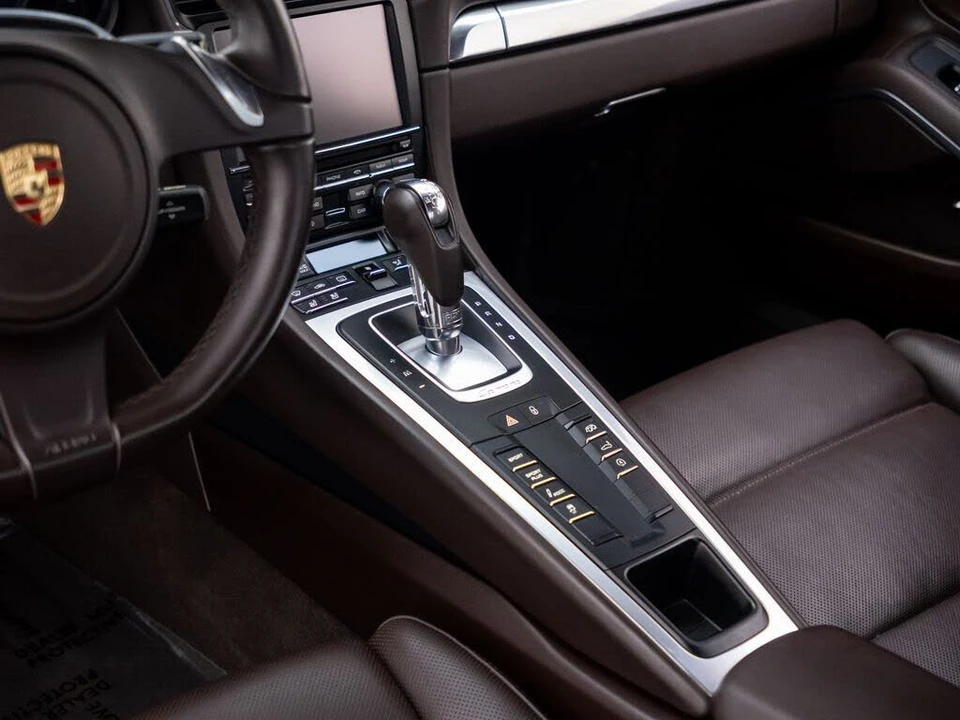2015 Porsche 991 Carrera 4S - Image 14 of 31