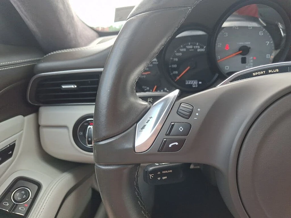 2015 Porsche 991 Carrera 4S - Image 23 of 30