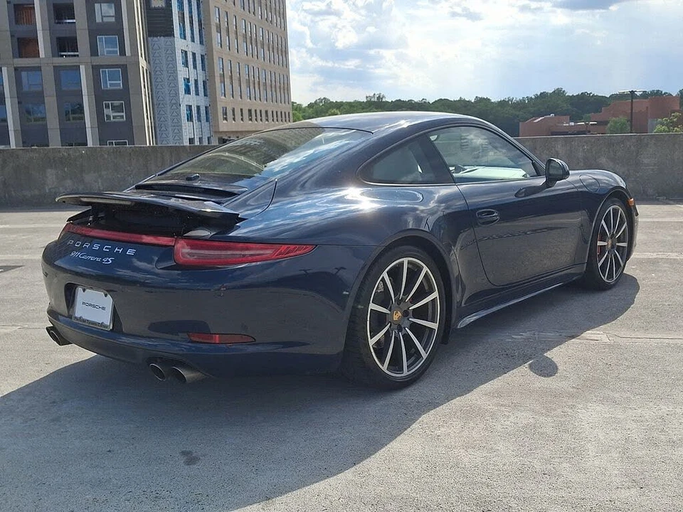 2015 Porsche 991 Carrera 4S - Image 8 of 30