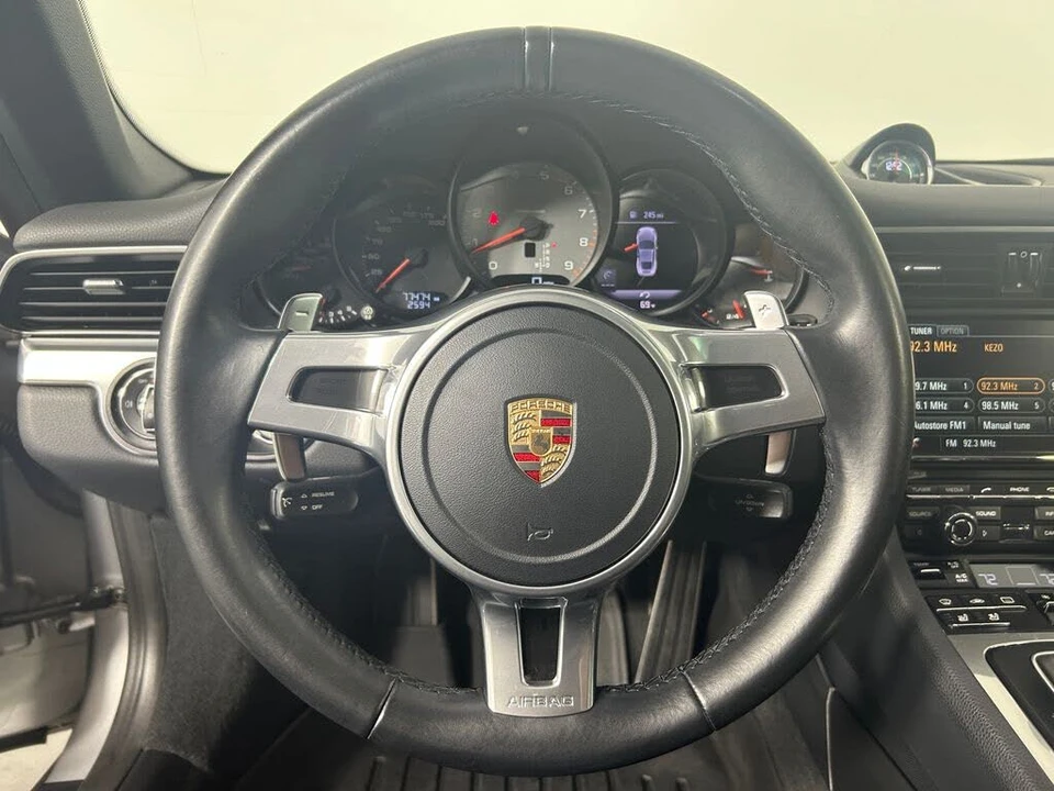 2015 Porsche 991 Carrera 4S - Image 18 of 31