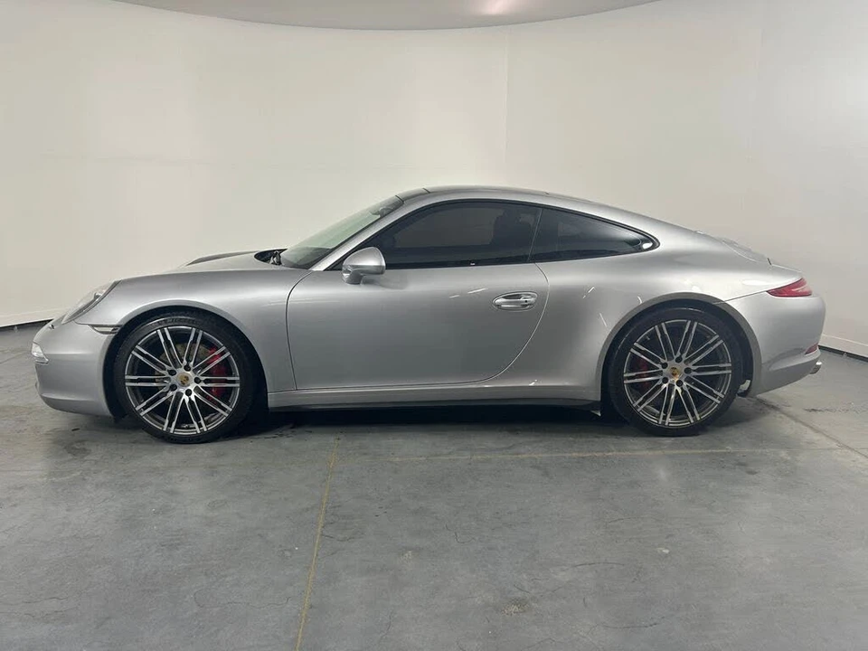 2015 Porsche 991 Carrera 4S - Image 2 of 31