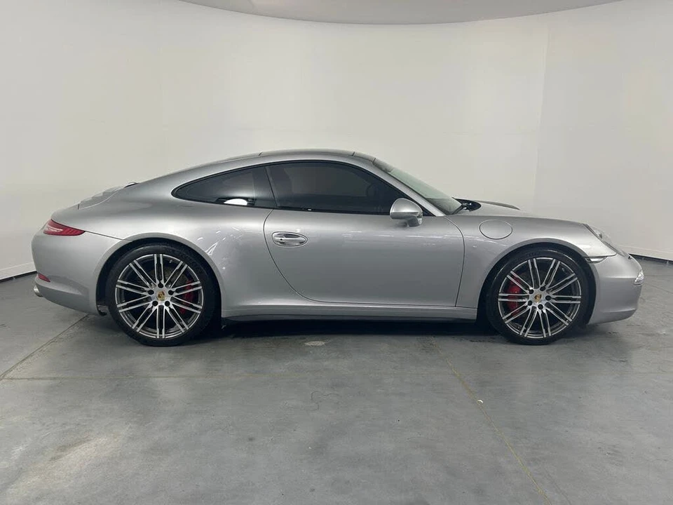 2015 Porsche 991 Carrera 4S - Image 8 of 31