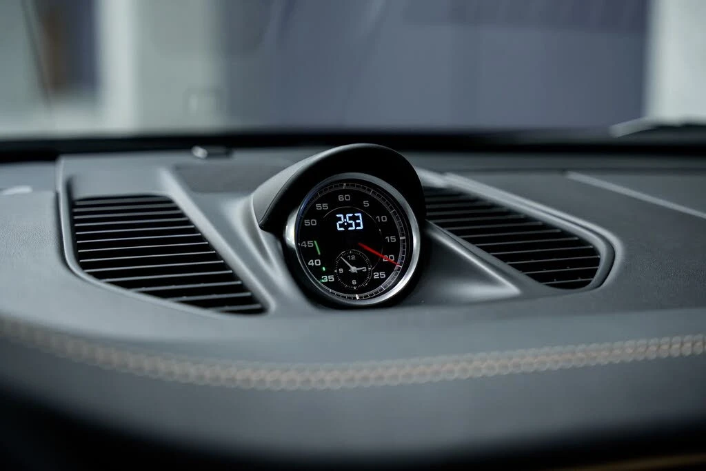 2015 Porsche 991 Carrera 4S - Image 12 of 31