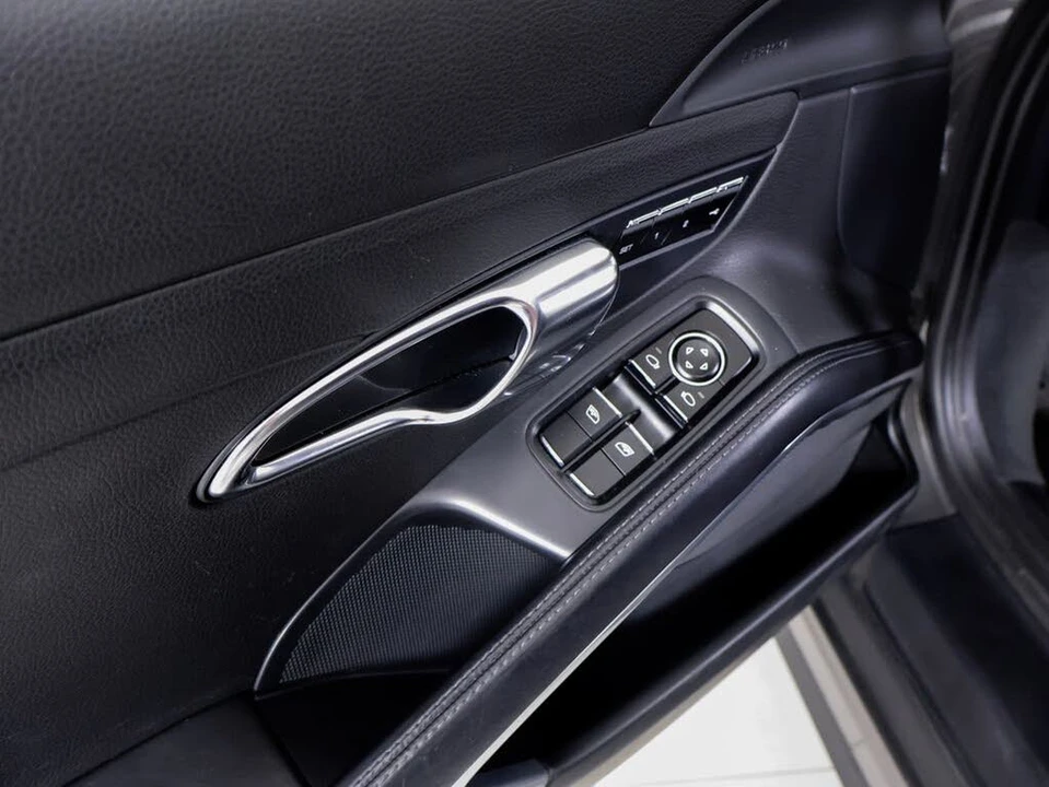 2015 Porsche 991 Carrera 4S - Image 18 of 29