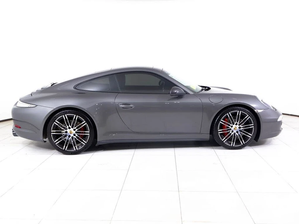 2015 Porsche 991 Carrera 4S - Image 26 of 29