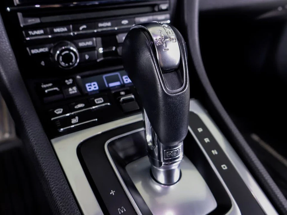 2015 Porsche 991 Carrera 4S - Image 12 of 29