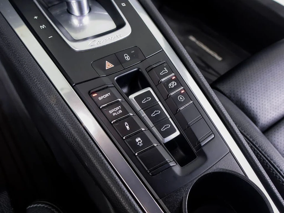 2015 Porsche 991 Carrera 4S - Image 13 of 29