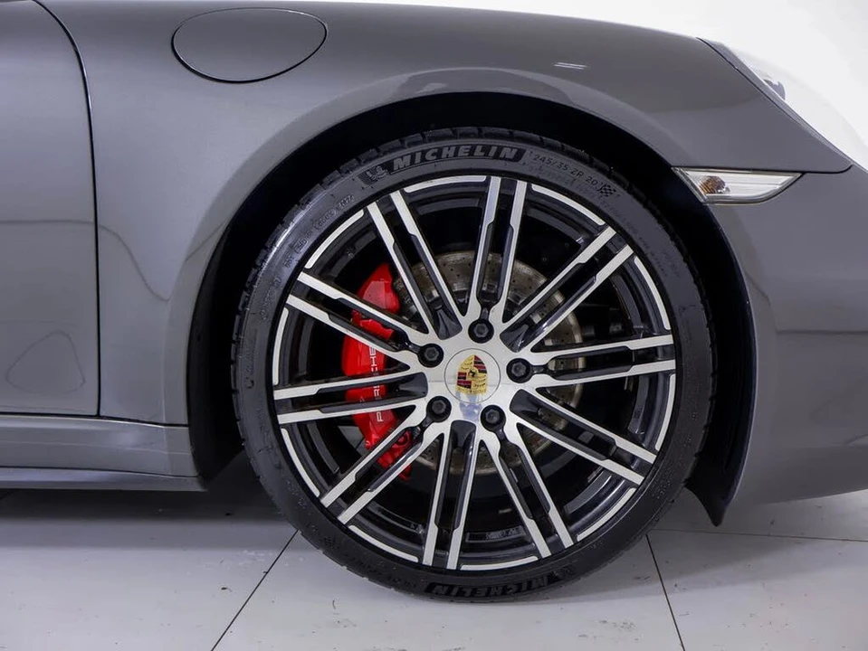 2015 Porsche 991 Carrera 4S - Image 21 of 29