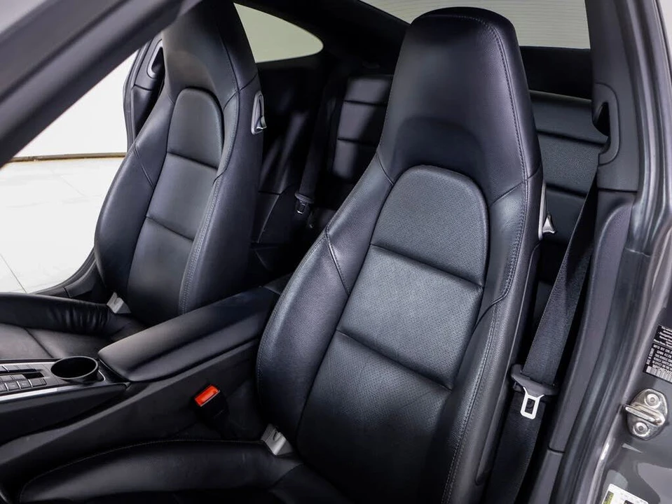 2015 Porsche 991 Carrera 4S - Image 8 of 29