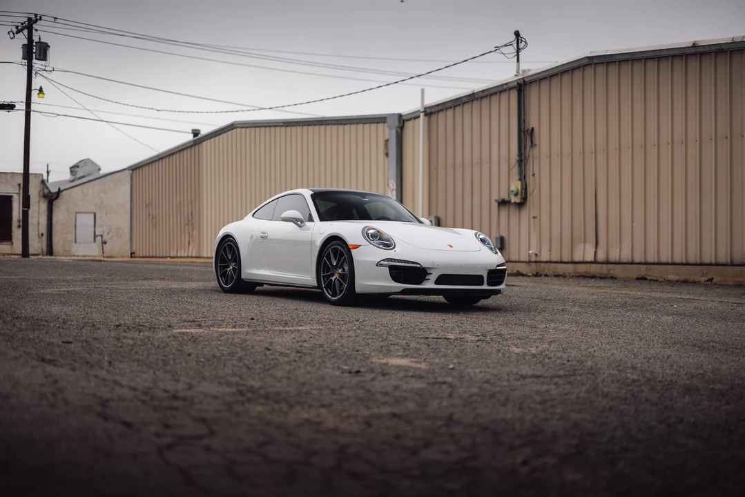 2015 Porsche 991 Carrera 4S - Image 30 of 31