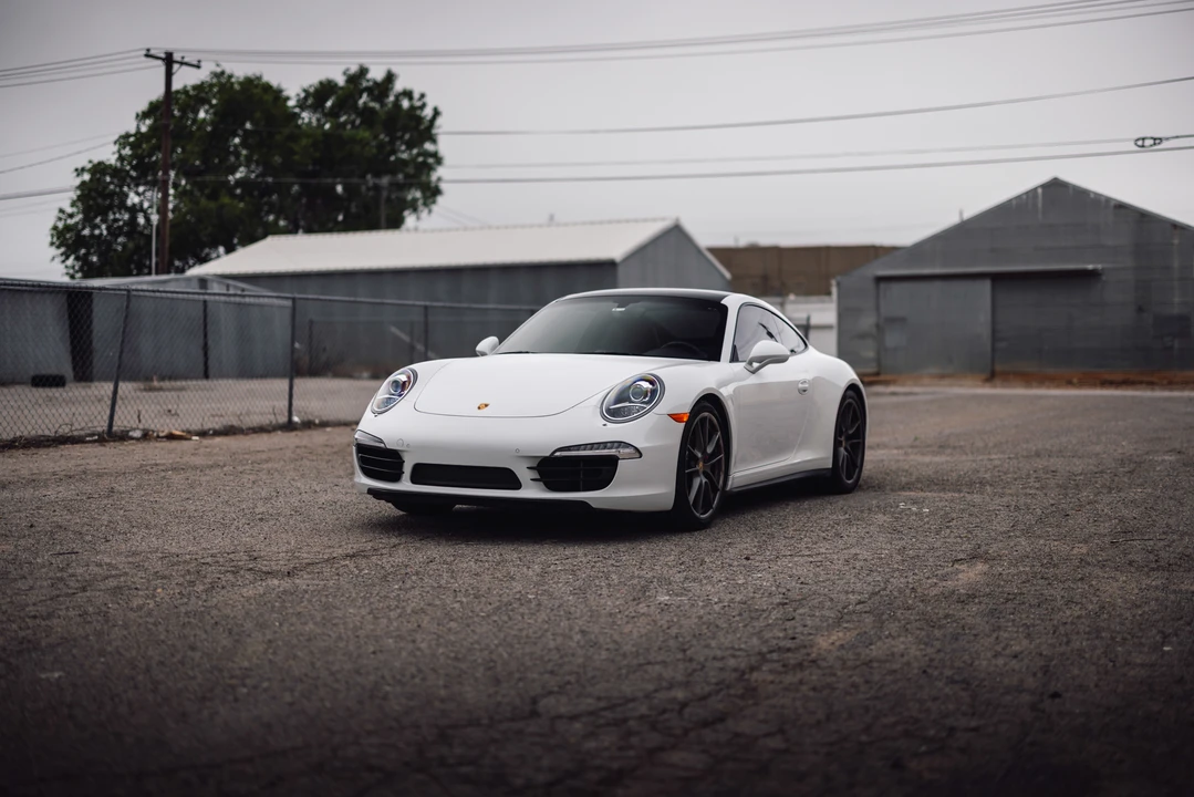 2015 Porsche 991 Carrera 4S - Image 5 of 31