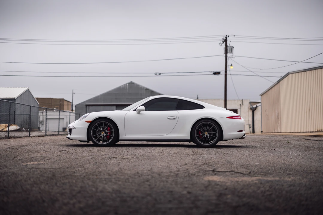 2015 Porsche 991 Carrera 4S - Image 10 of 31
