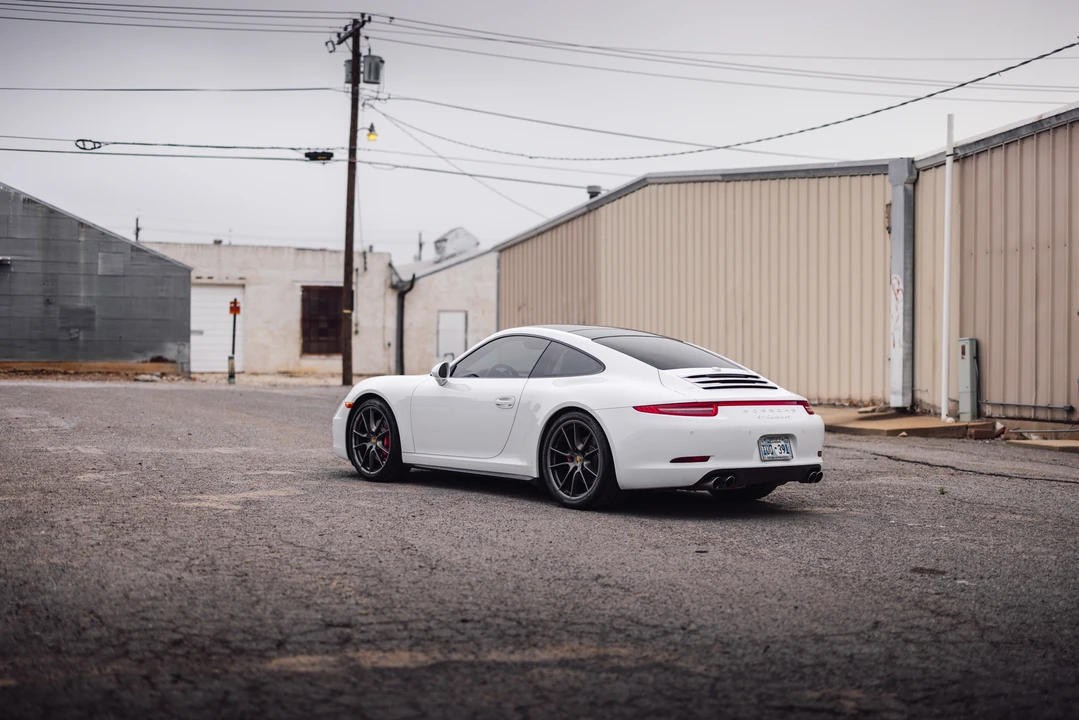 2015 Porsche 991 Carrera 4S - Image 16 of 31