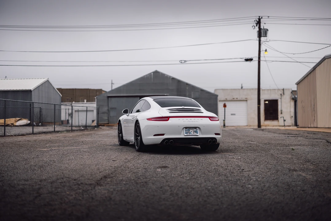 2015 Porsche 991 Carrera 4S - Image 18 of 31